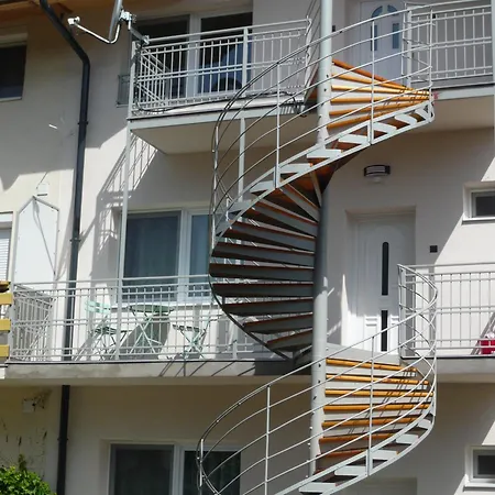Luna Apartmanhaz * Siófok